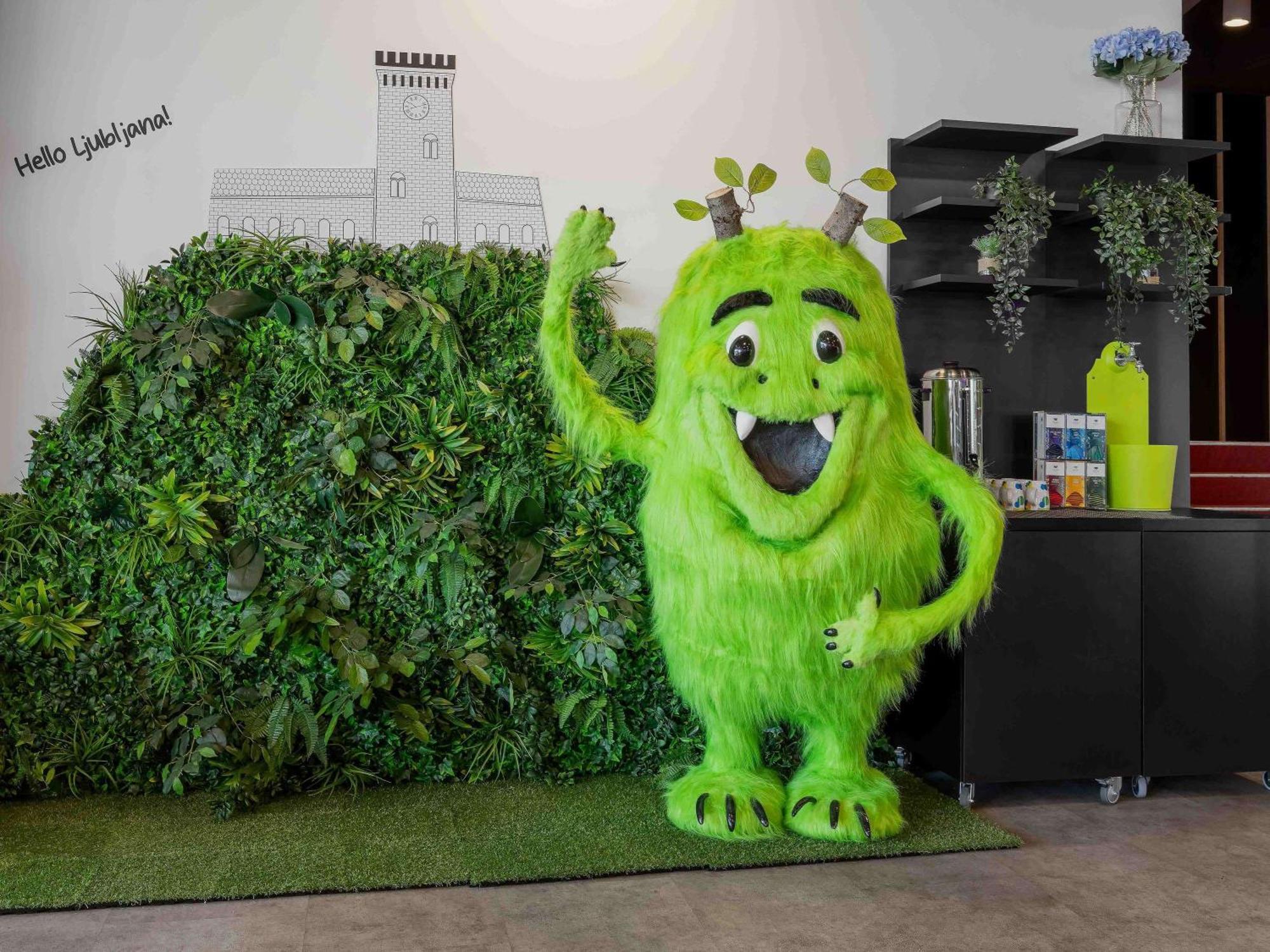 Hostel Ibis Styles The Fuzzy Log