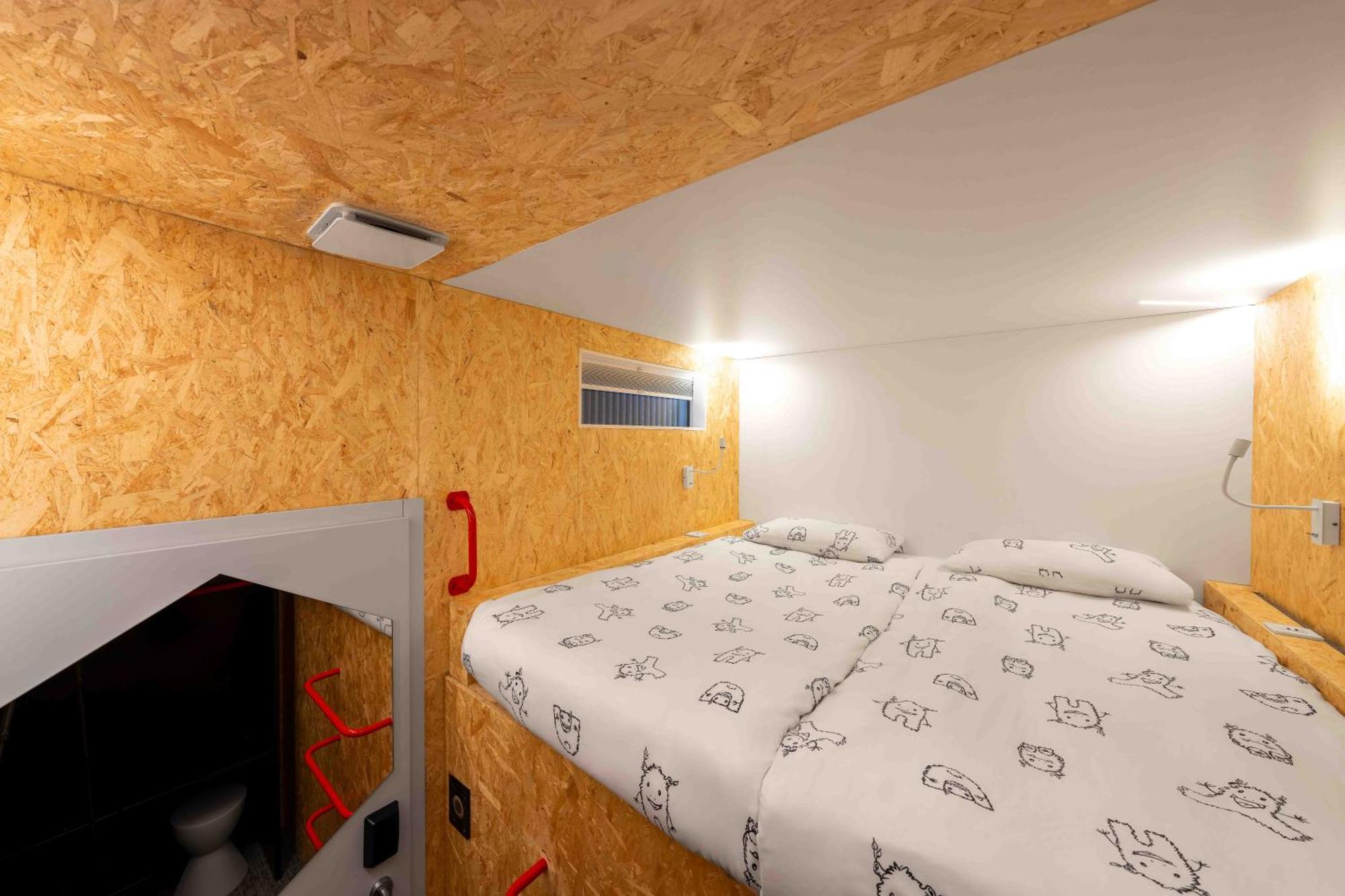 Hostel Ibis Styles The Fuzzy Log